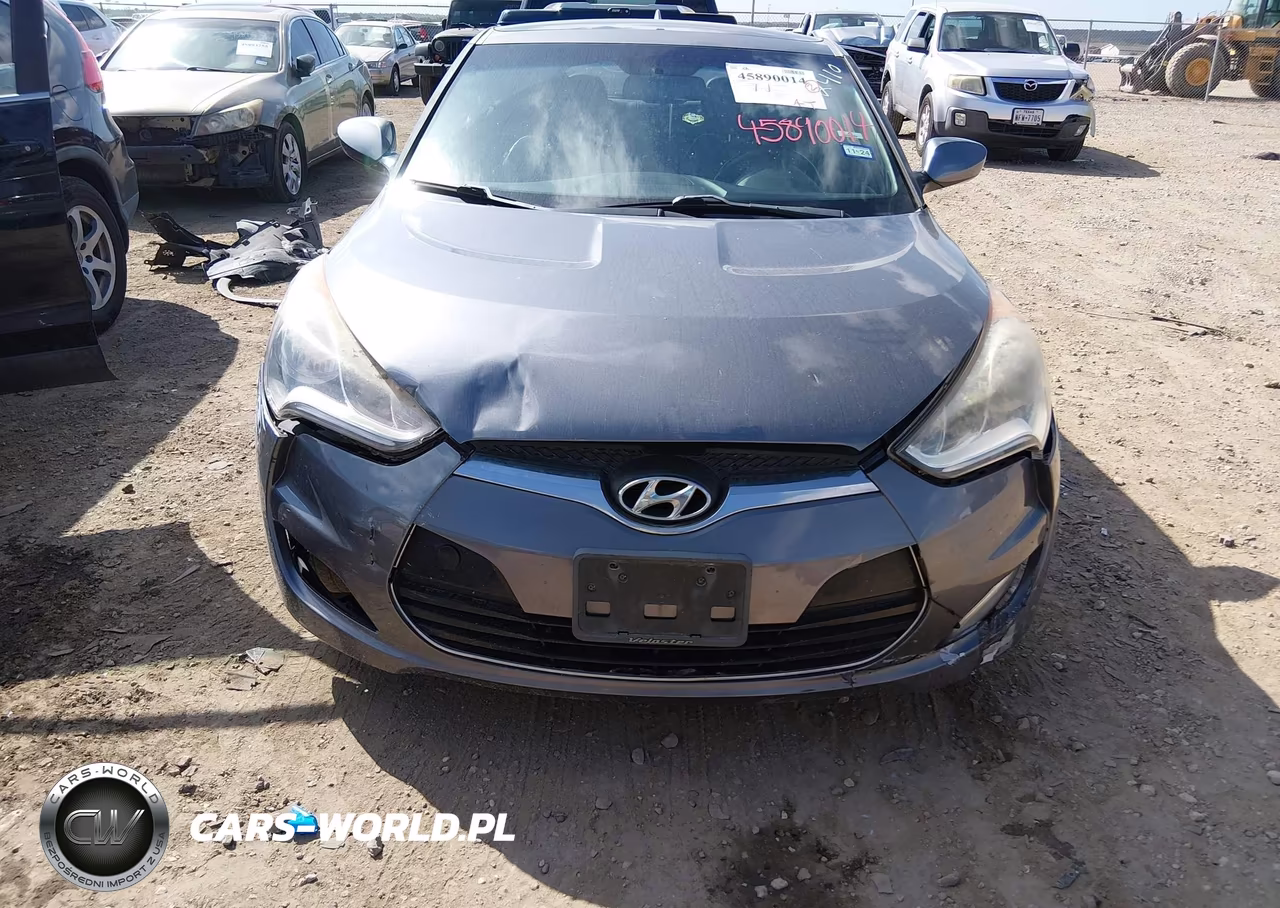 2016 Hyundai Veloster VIN:KMHTC6AD2GU282410 - 6