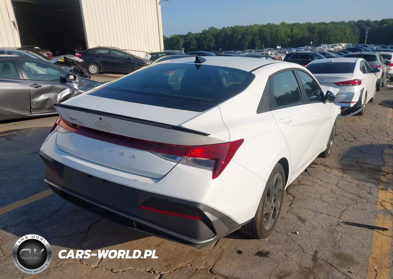 2026 Hyundai Elantra Sel Sport VIN:KMHLM4DG5TU141767 - 4