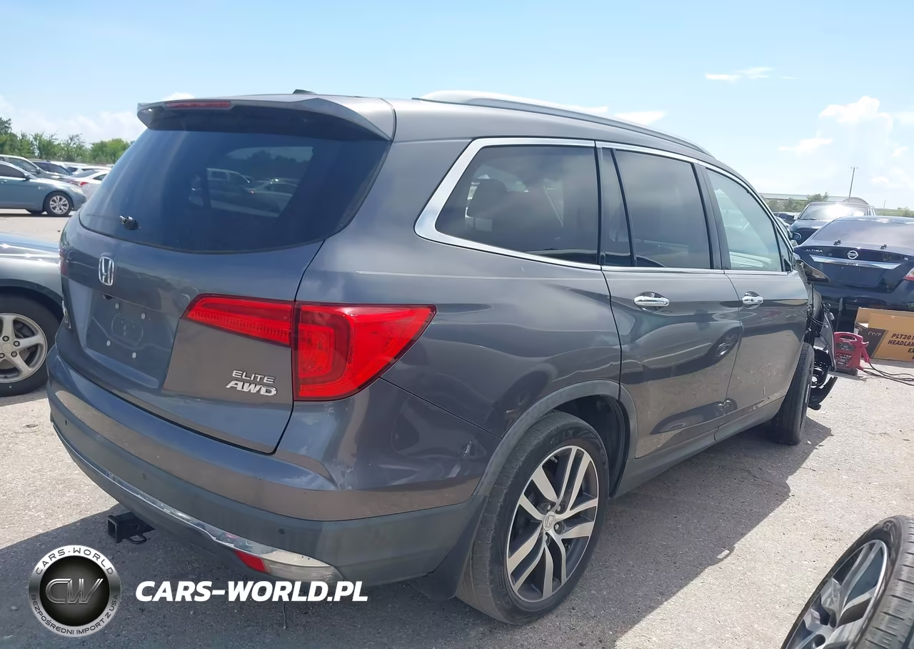 2016 Honda Pilot Elite VIN:5FNYF6H01GB127179 - 4