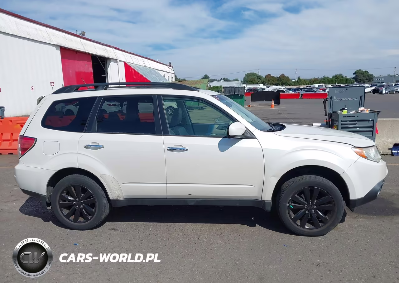 2013 Subaru Forester 2.5X Limited VIN:JF2SHAEC5DH429296 - 13