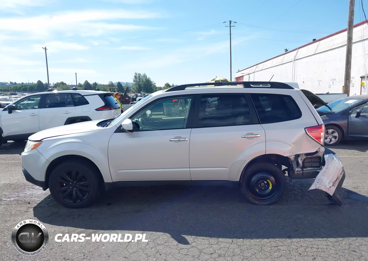 2013 Subaru Forester 2.5X Limited VIN:JF2SHAEC5DH429296 - 14