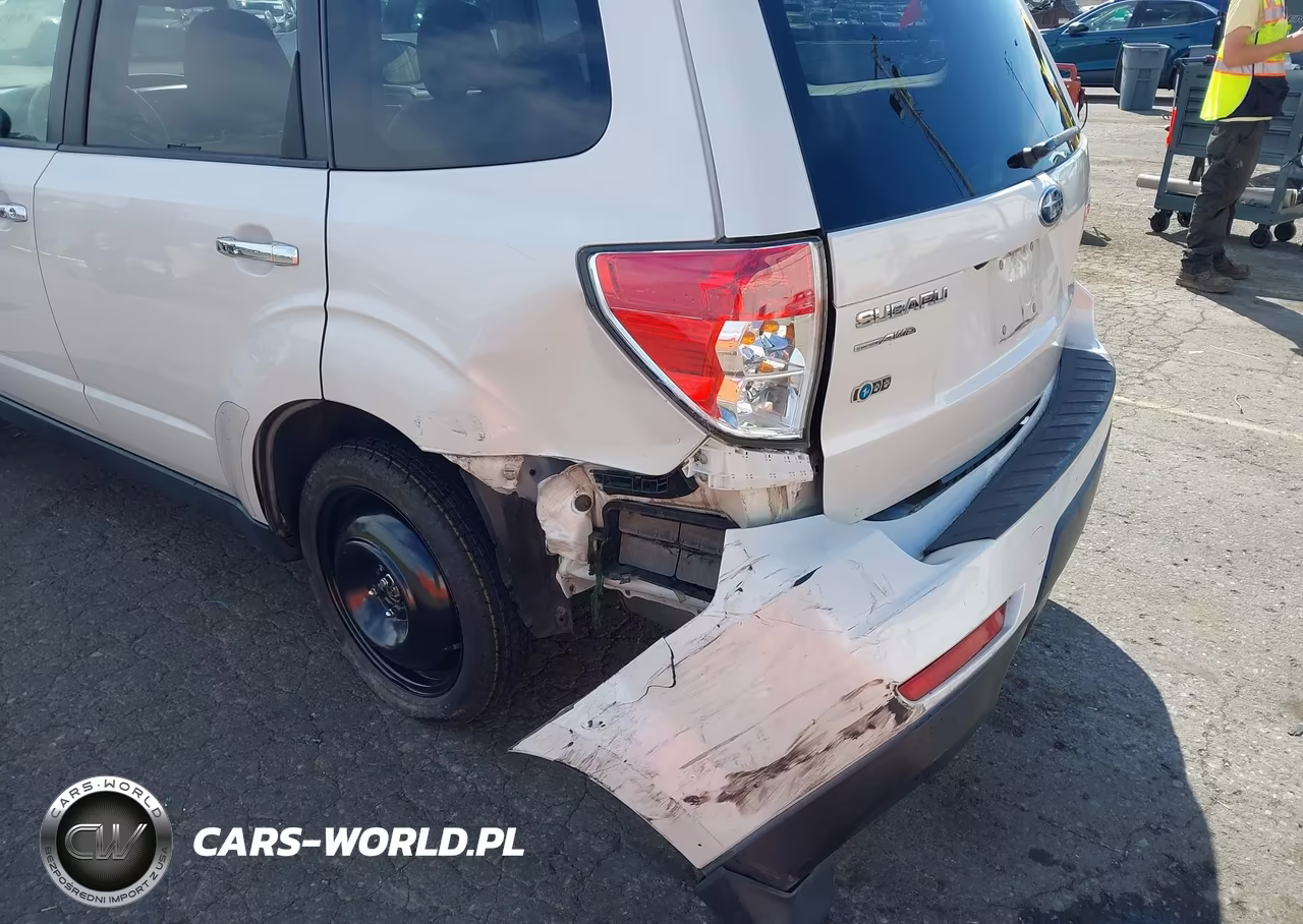 2013 Subaru Forester 2.5X Limited VIN:JF2SHAEC5DH429296 - 6