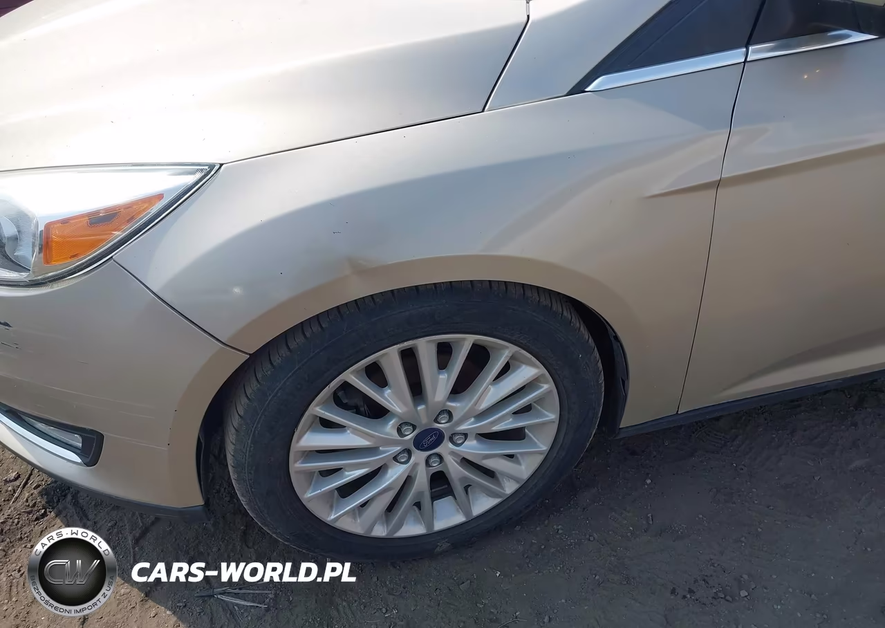 2017 Ford Focus Titanium VIN:1FADP3J29HL288292 - 12