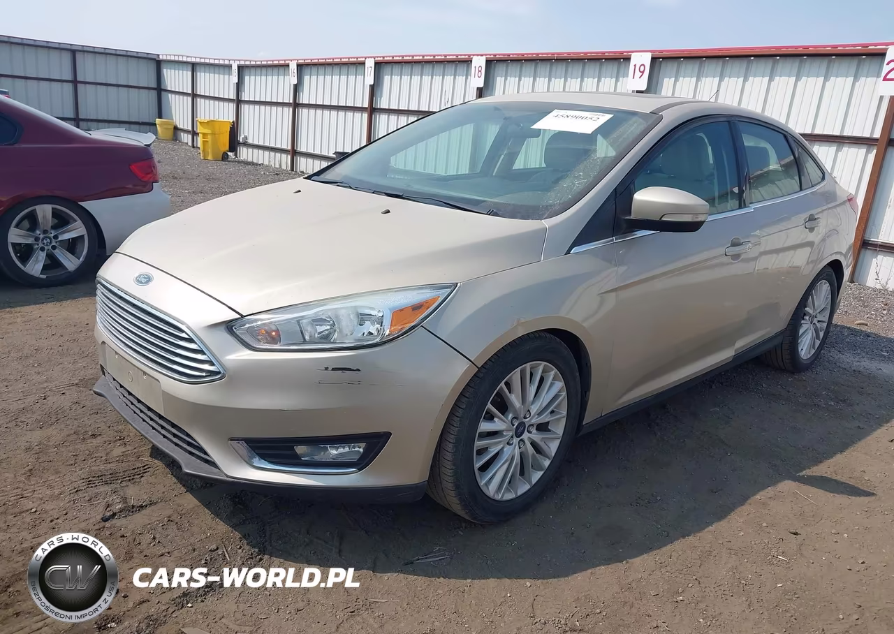 2017 Ford Focus Titanium VIN:1FADP3J29HL288292 - 2