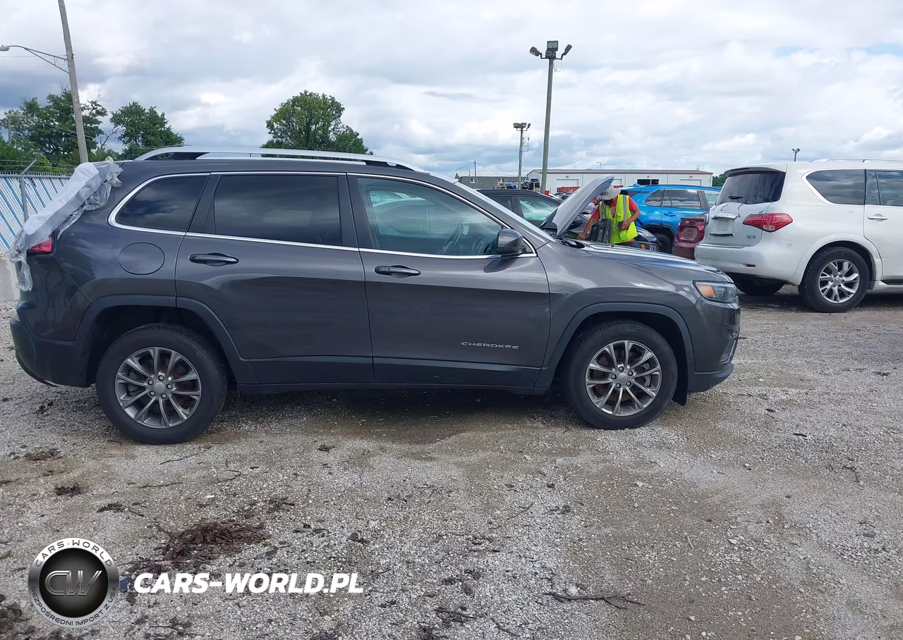 2019 Jeep Cherokee Latitude Plus Fwd VIN:1C4PJLLX5KD429233 - 13