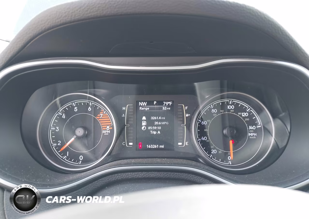 2019 Jeep Cherokee Latitude Plus Fwd VIN:1C4PJLLX5KD429233 - 7