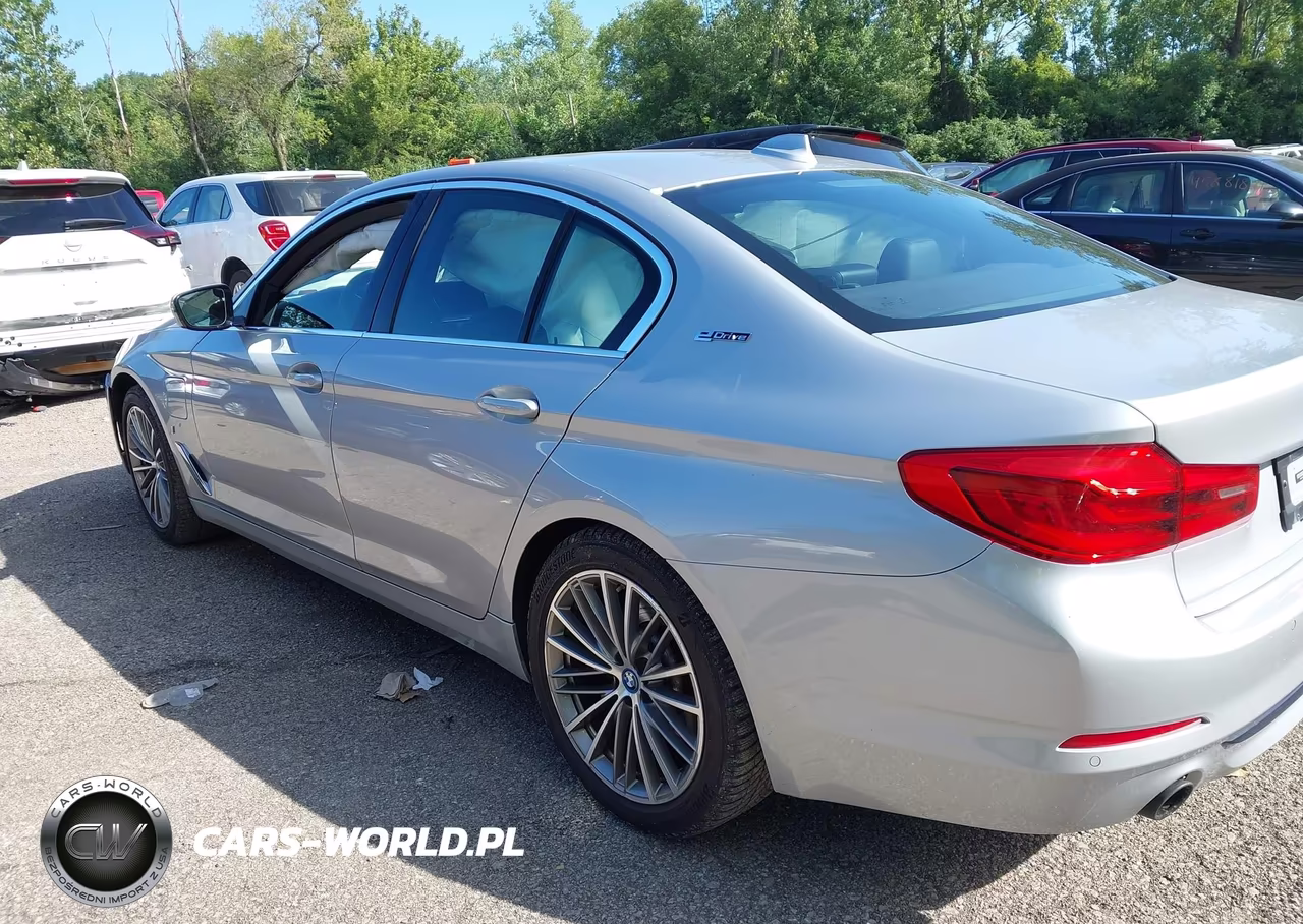 2019 BMW 530E xDrive Iperformance VIN:WBAJB1C54KB376541 - 14