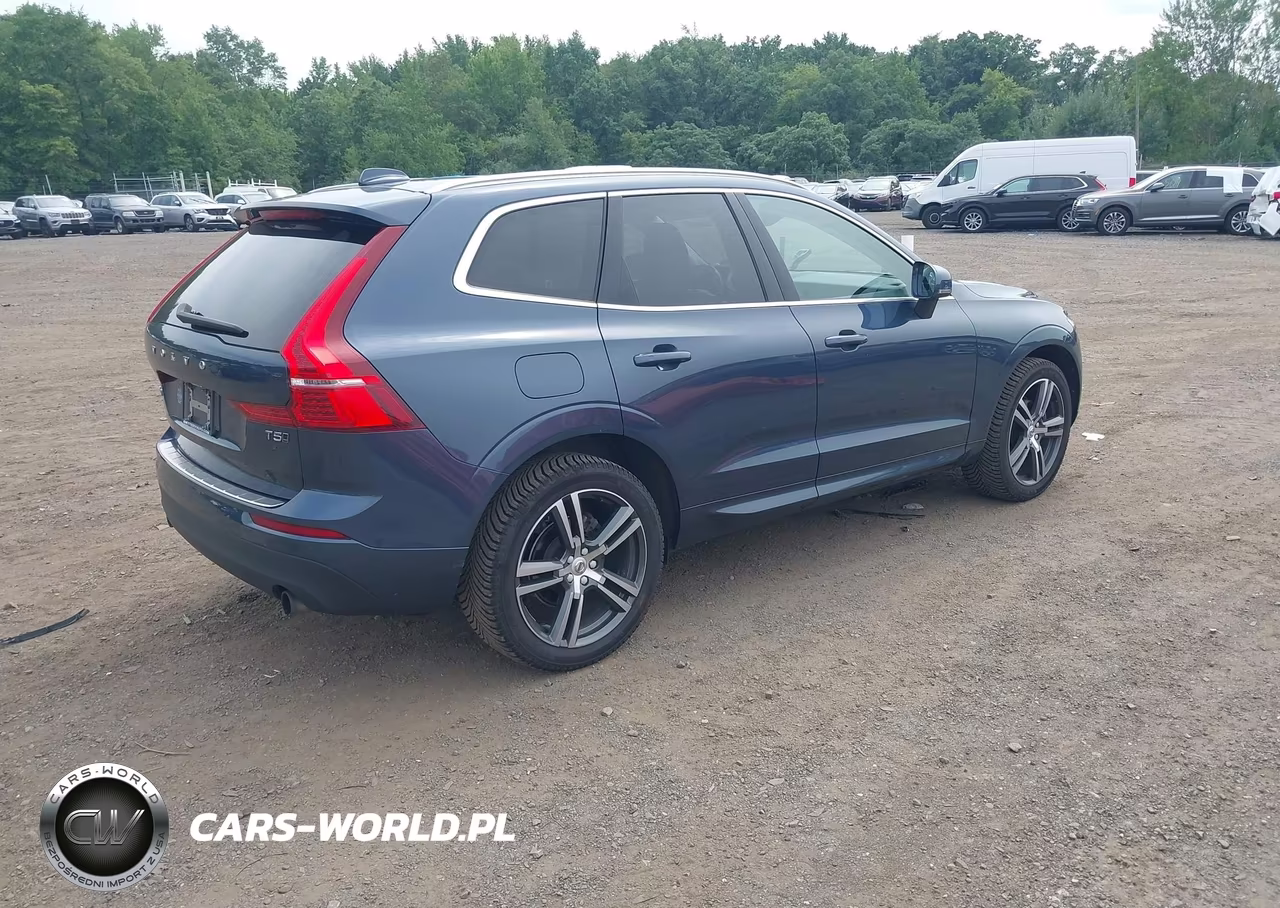 2020 Volvo Xc60 T5 Momentum VIN:YV4102RK1L1522703 - 4