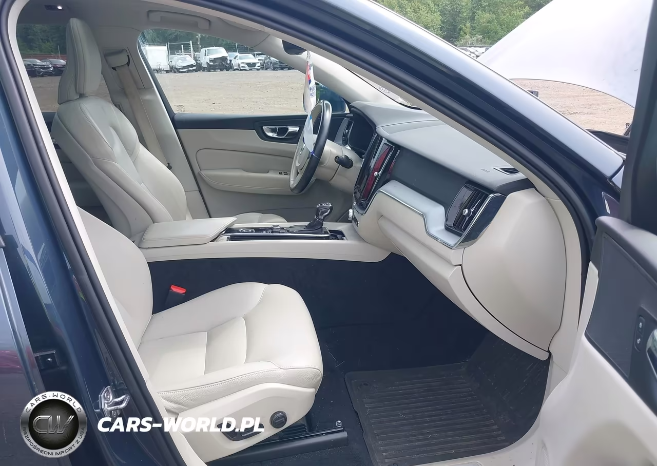 2020 Volvo Xc60 T5 Momentum VIN:YV4102RK1L1522703 - 5