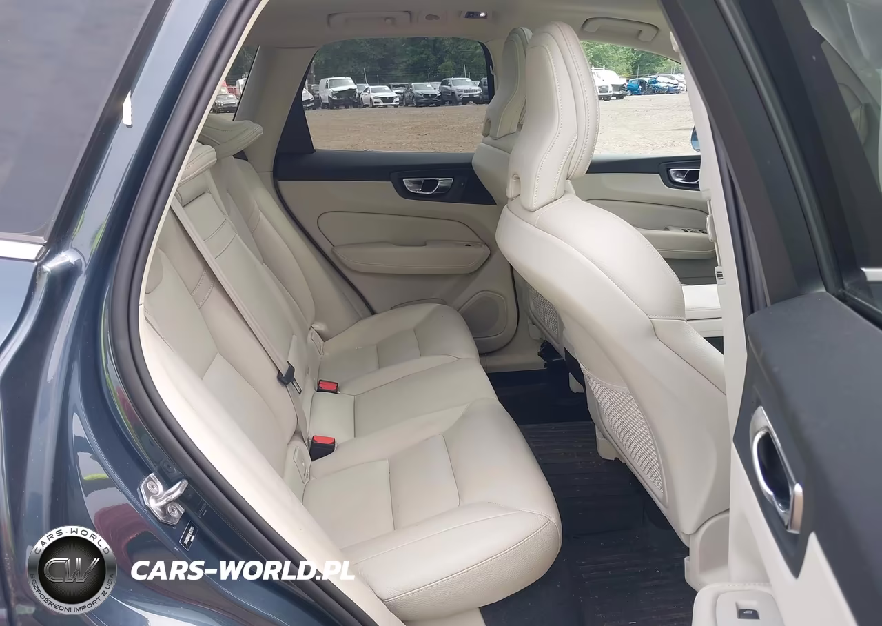 2020 Volvo Xc60 T5 Momentum VIN:YV4102RK1L1522703 - 8
