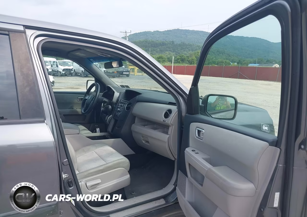 2012 Honda Pilot Lx VIN:5FNYF4H25CB063115 - 5