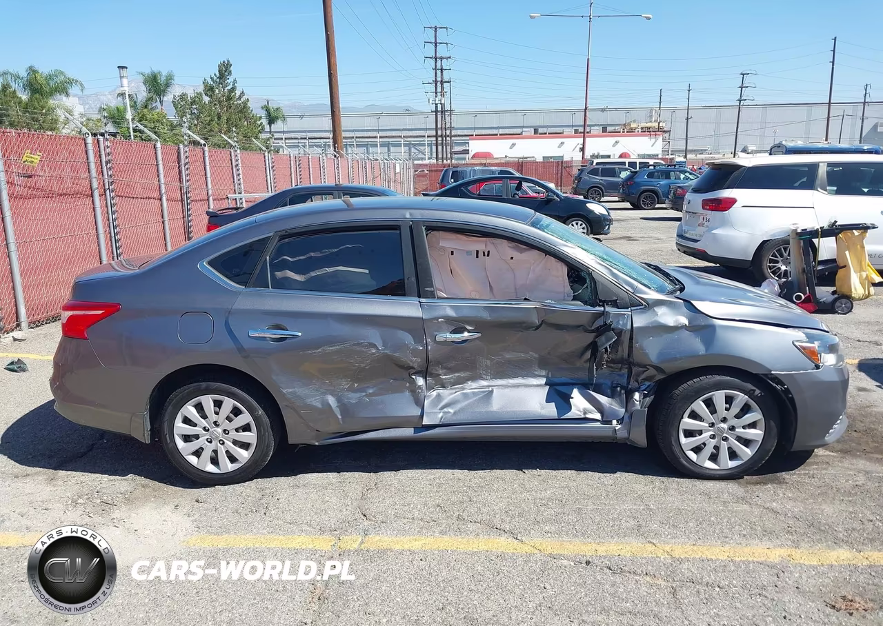 2019 Nissan Sentra S VIN:3N1AB7AP2KY259281 - 13