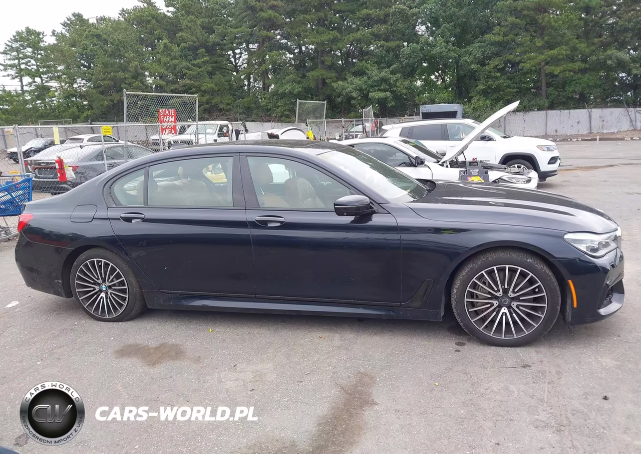 2016 BMW 750I xDrive VIN:WBA7F2C53GG417191 - 13