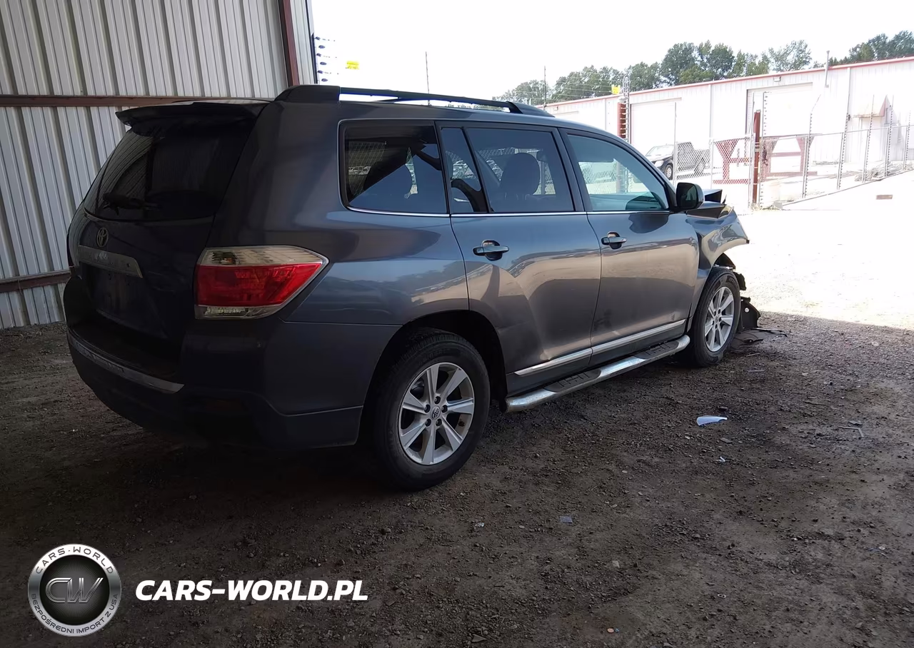 2013 Toyota Highlander Se V6 VIN:5TDZK3EH7DS137795 - 4