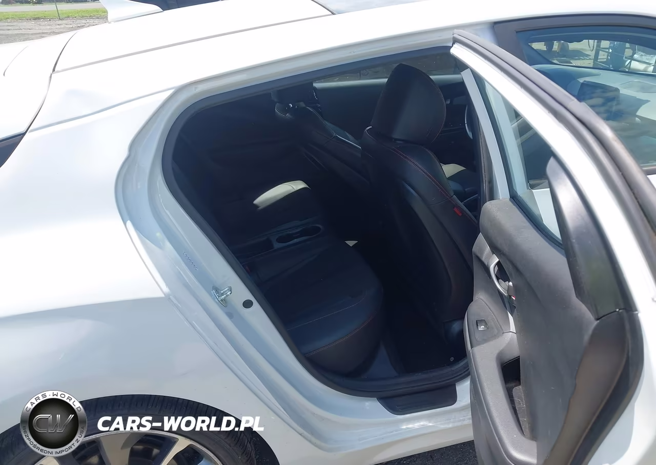 2019 Hyundai Veloster 2.0 Premium VIN:KMHTG6AF5KU013851 - 8
