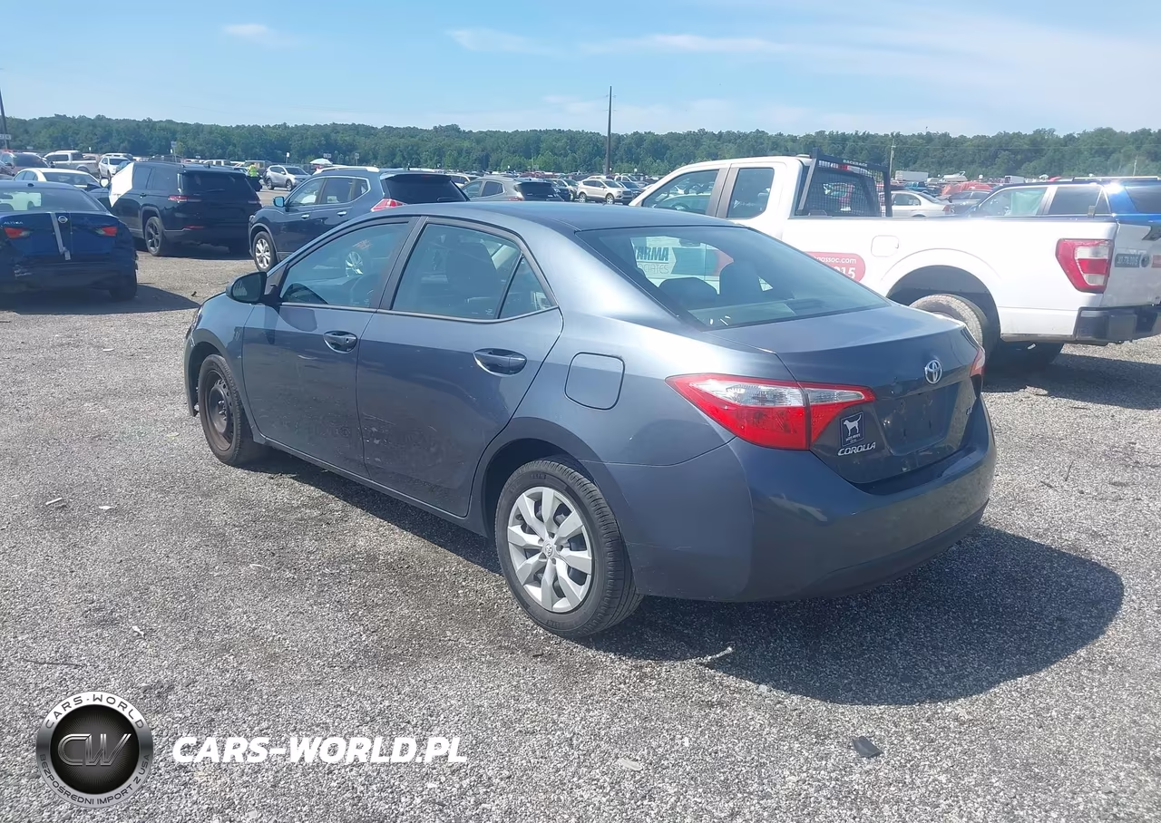 2016 Toyota Corolla Le VIN:2T1BURHE4GC690580 - 3