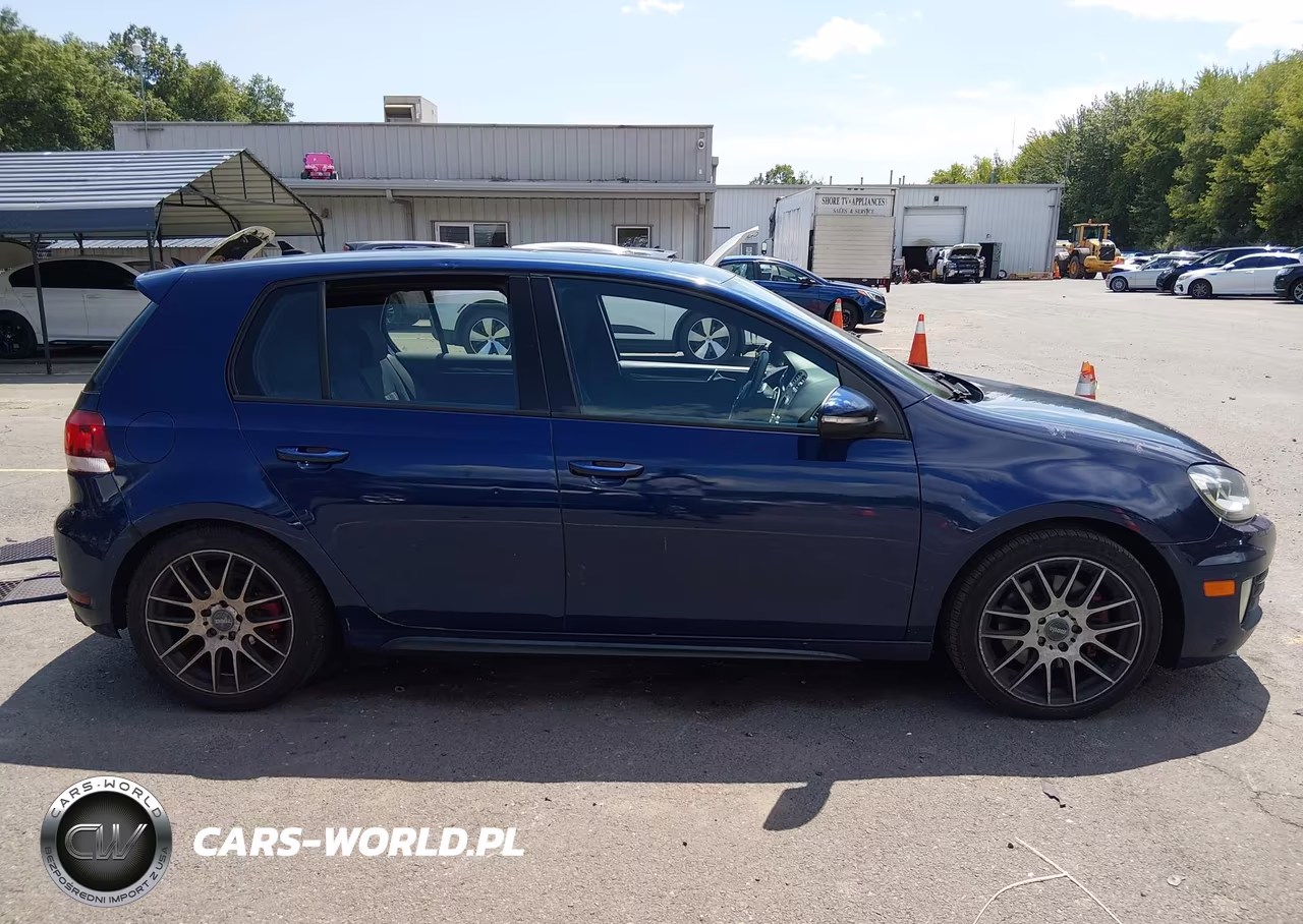 2011 Volkswagen Gti 4-Door VIN:WVWGD7AJ8BW094910 - 13