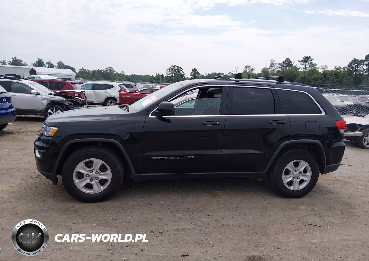 2017 Jeep Grand Cherokee Laredo VIN:1C4RJEAG7HC722170 - 14