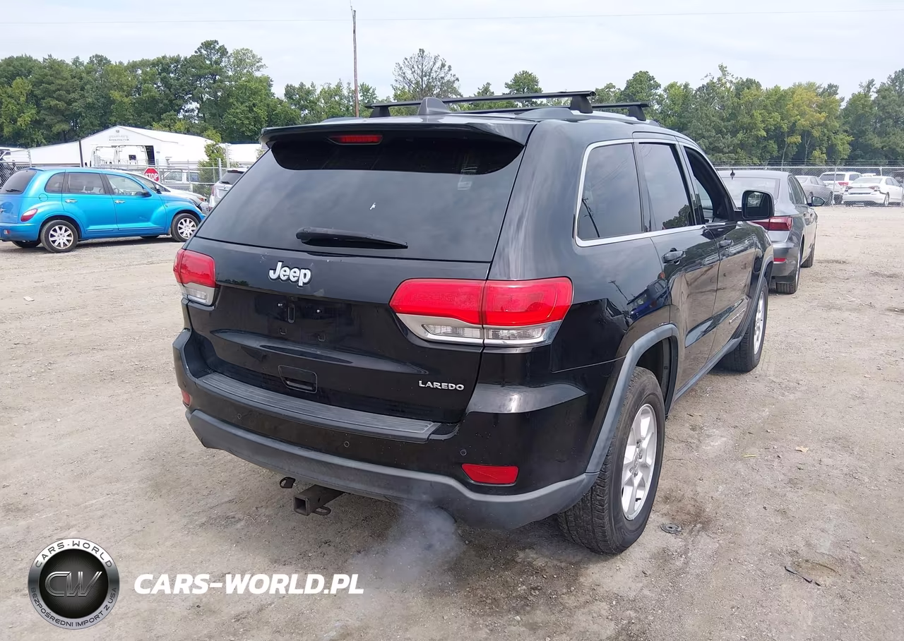 2017 Jeep Grand Cherokee Laredo VIN:1C4RJEAG7HC722170 - 4