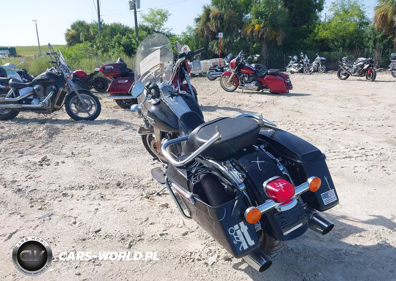 2019 Harley-Davidson Flhr VIN:1HD1FBC1XKB681387 - 3