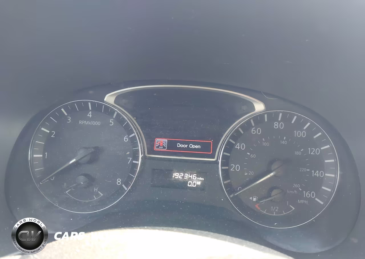 2015 Nissan Pathfinder S VIN:5N1AR2MM9FC646045 - 7