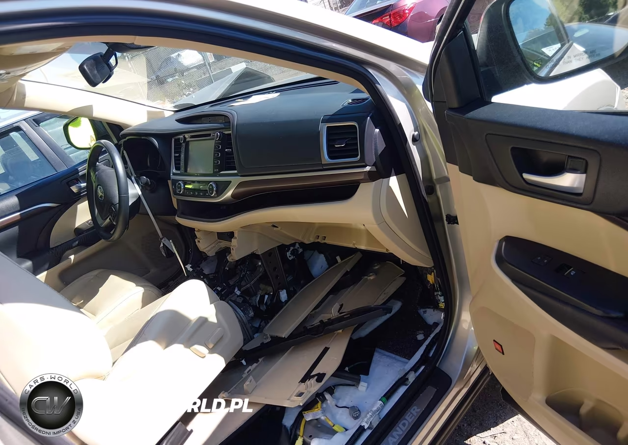 2015 Toyota Highlander Limited Platinum V6 VIN:5TDDKRFH6FS214526 - 5
