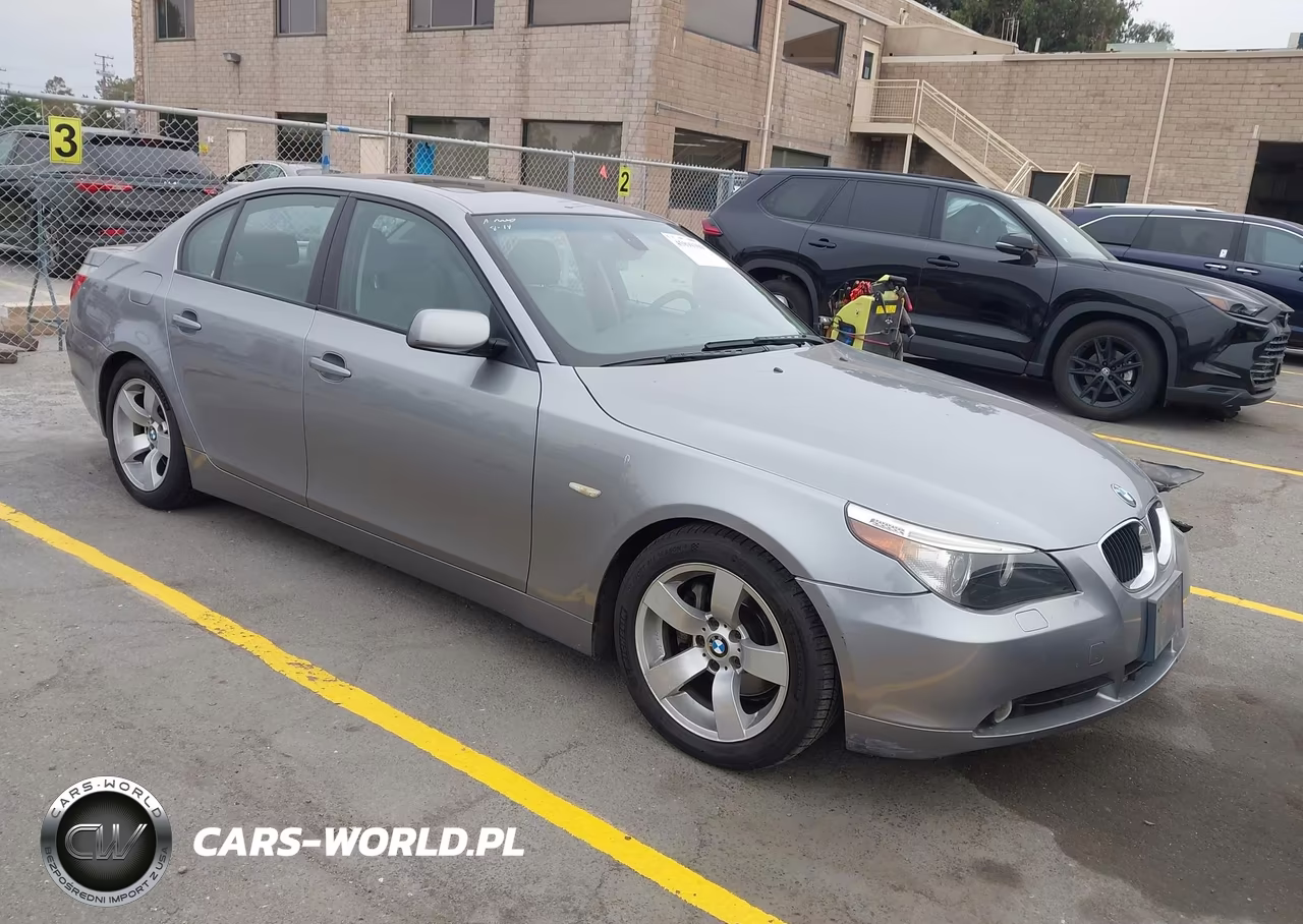 2006 BMW 525I