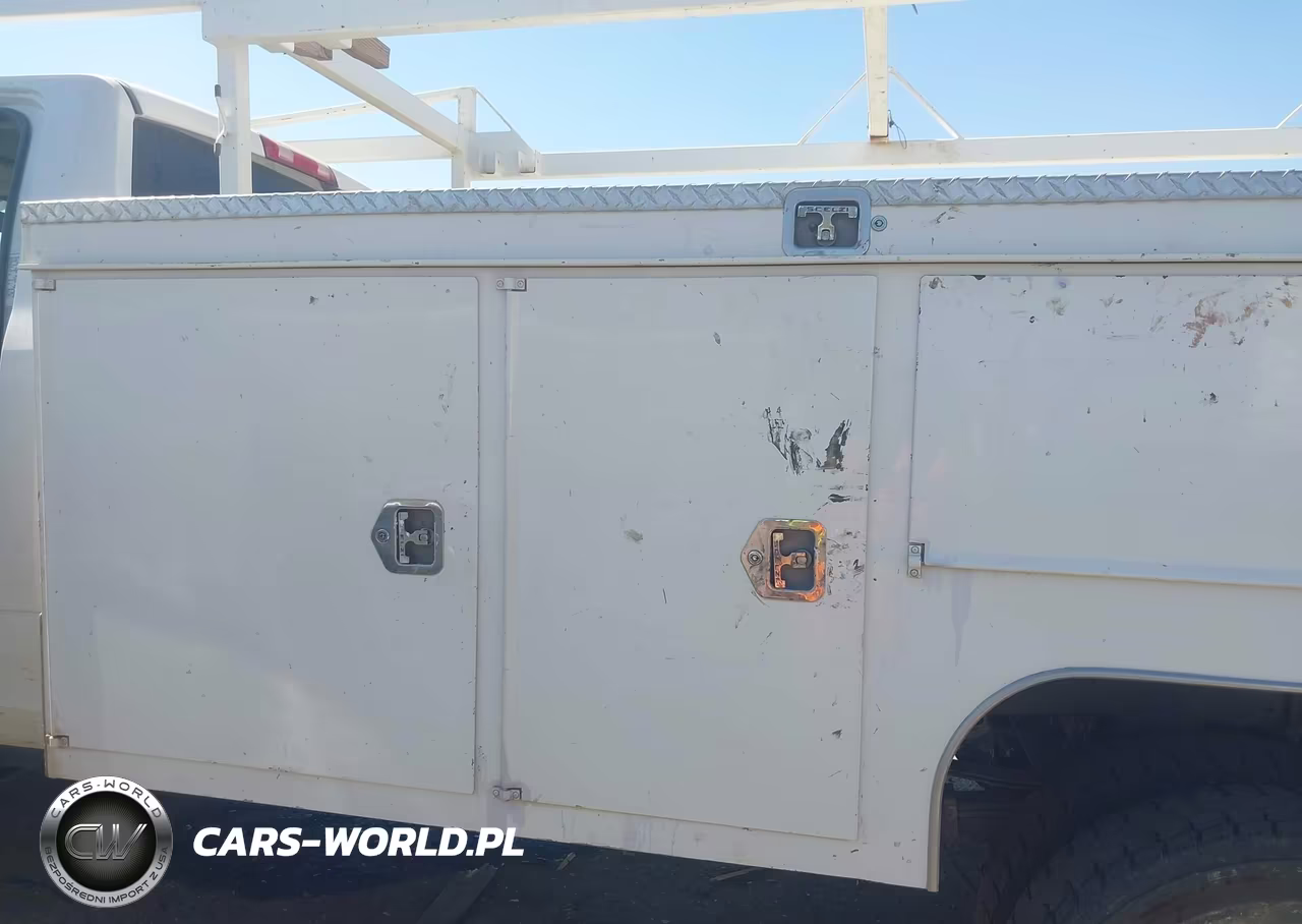2017 Ram 4500 Chassis Tradesman-Slt VIN:3C7WRKBL9HG727912 - 19