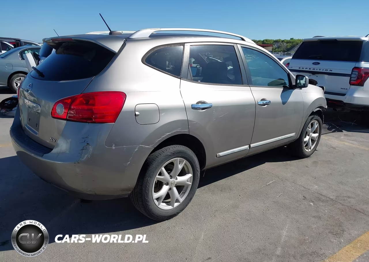 2011 Nissan Rogue Sv VIN:JN8AS5MT5BW573917 - 4