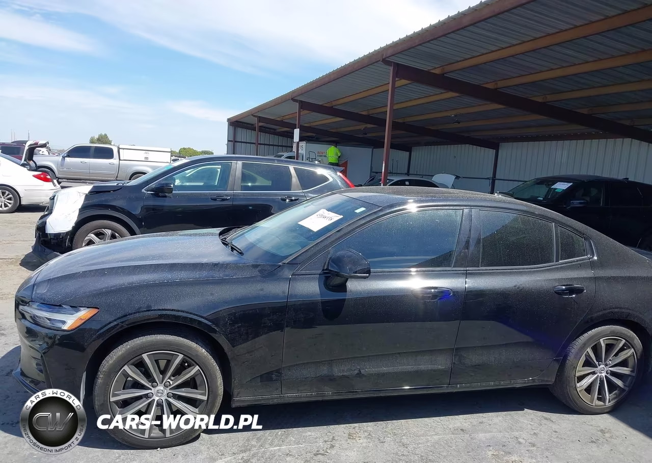 2021 Volvo S60 T5 Momentum VIN:7JR102FZ0MG123267 - 14