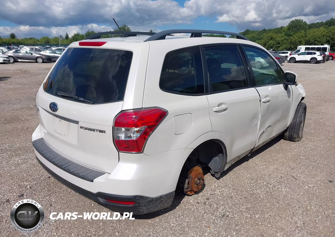 2014 Subaru Forester 2.5I Premium VIN:JF2SJAEC1EH558206 - 4