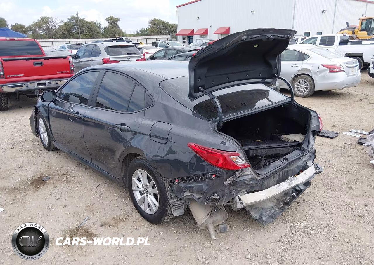 2025 Toyota Camry Le VIN:4T1DAACK8SU139480 - 3