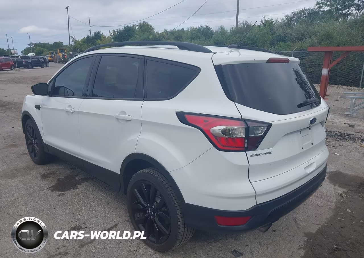 2017 Ford Escape Se VIN:1FMCU0GD0HUC24072 - 3
