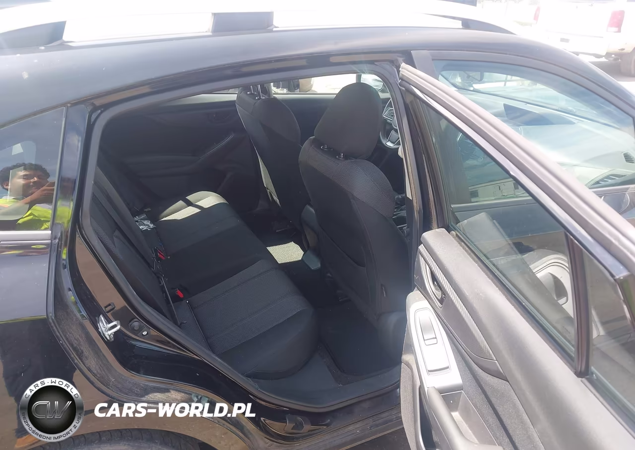 2018 Subaru Impreza 2.0I Premium VIN:4S3GTAD66J3712927 - 8