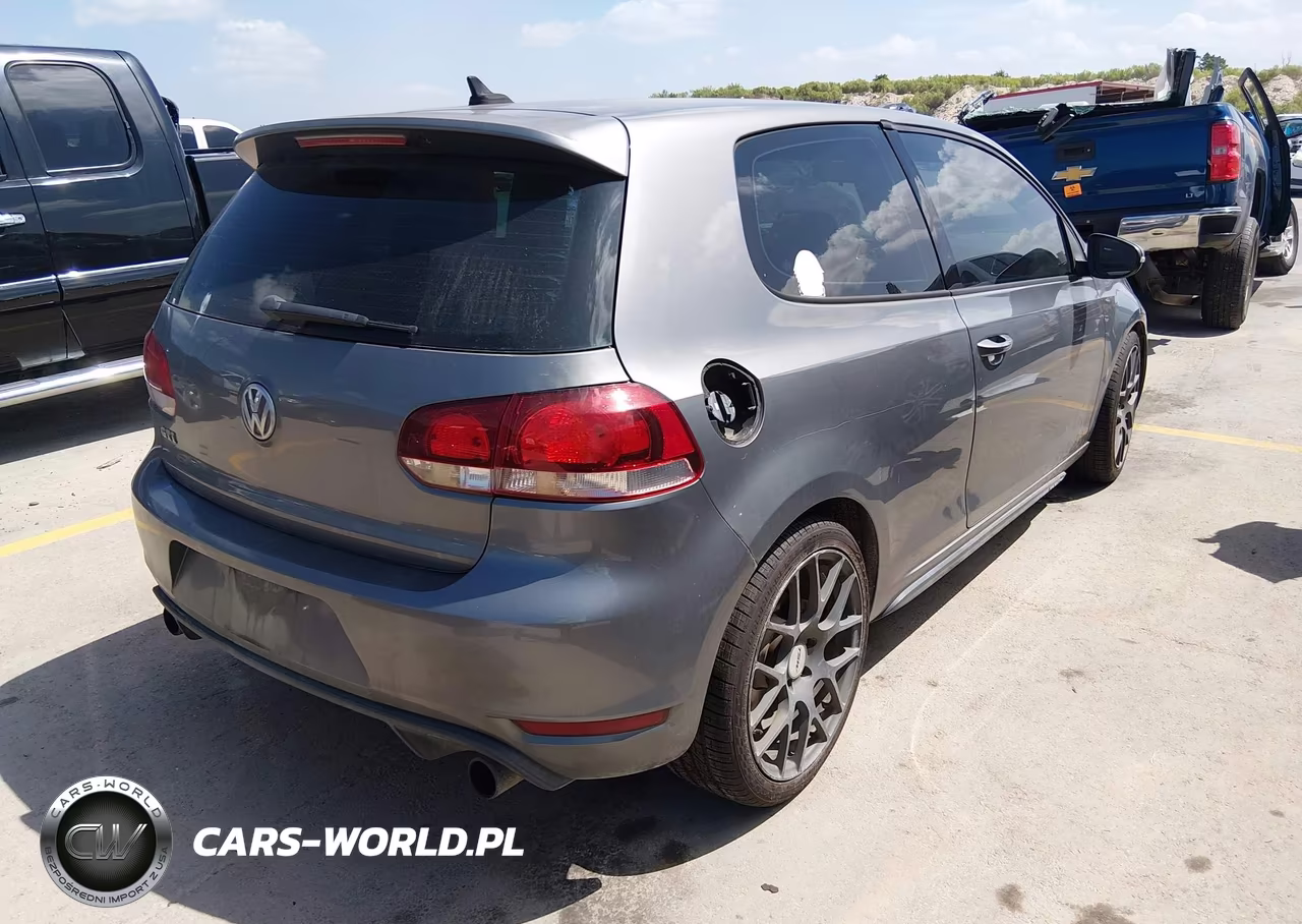 2013 Volkswagen Gti 2-Door VIN:WVWFV7AJXDW025387 - 4