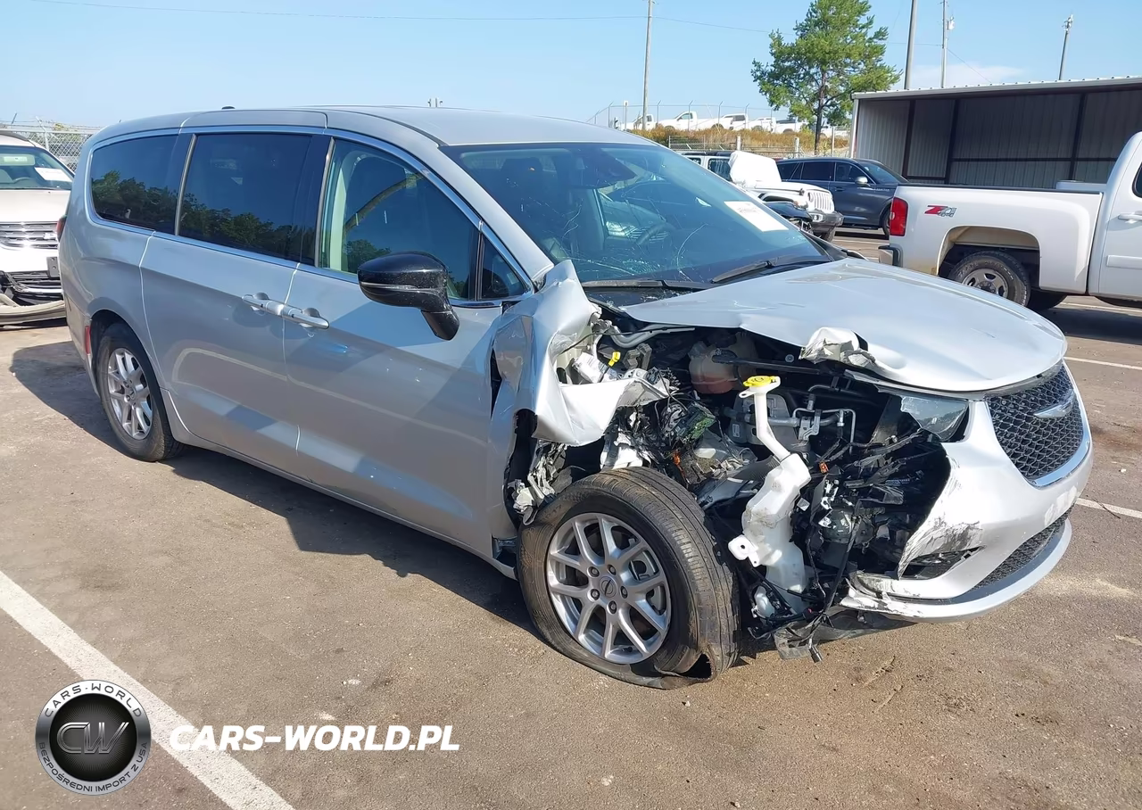 2024 Chrysler Pacifica Touring L – zdjęcie 1 z 19