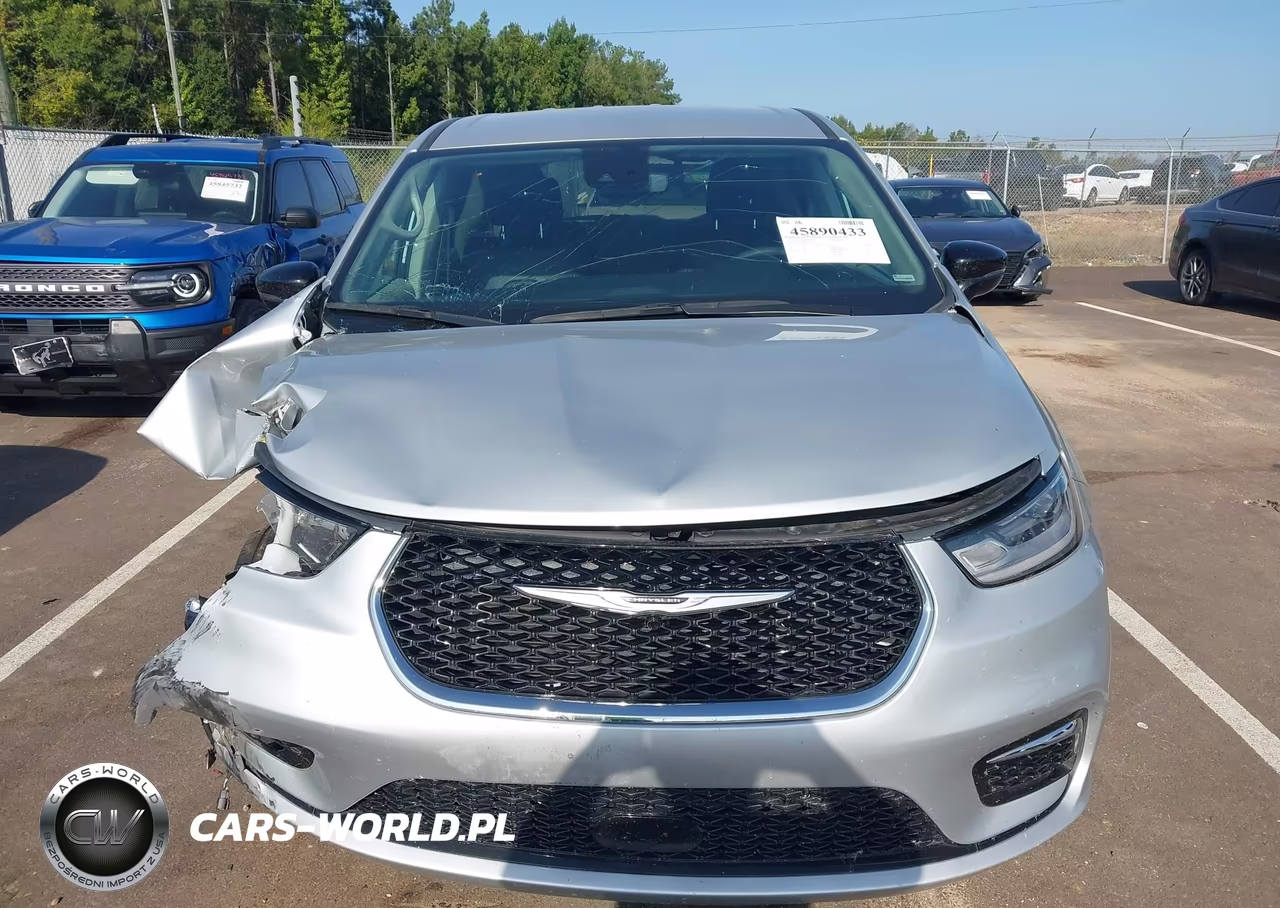 2024 Chrysler Pacifica Touring L VIN:2C4RC1BGXRR129221 - 12