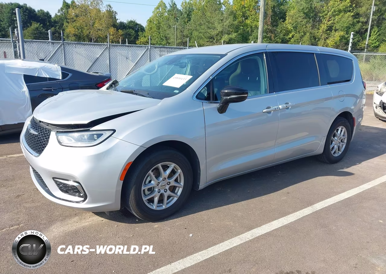 2024 Chrysler Pacifica Touring L VIN:2C4RC1BGXRR129221 - 2