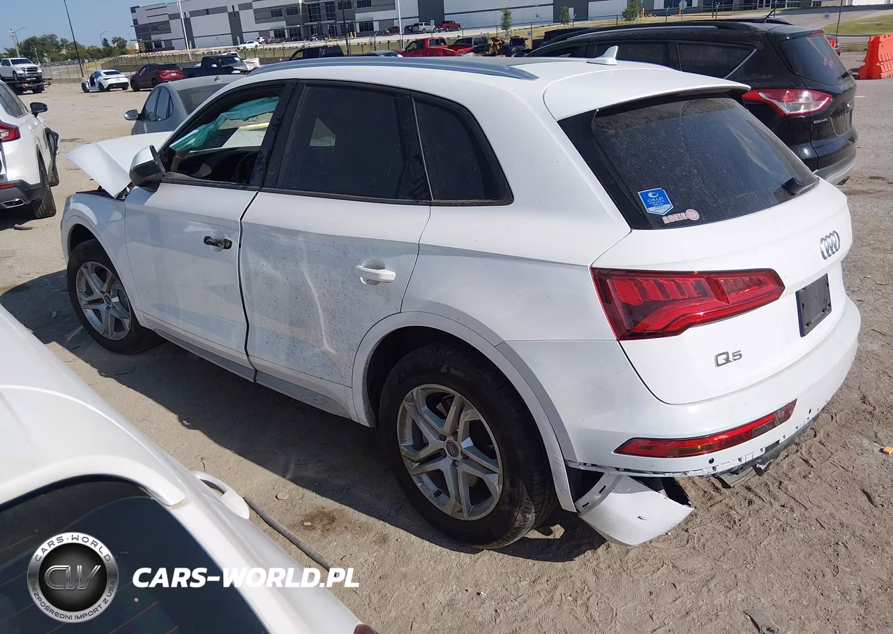 2018 Audi Q5 2.0T Premium-2.0T Tech Premium VIN:WA1ANAFY0J2116498 - 3