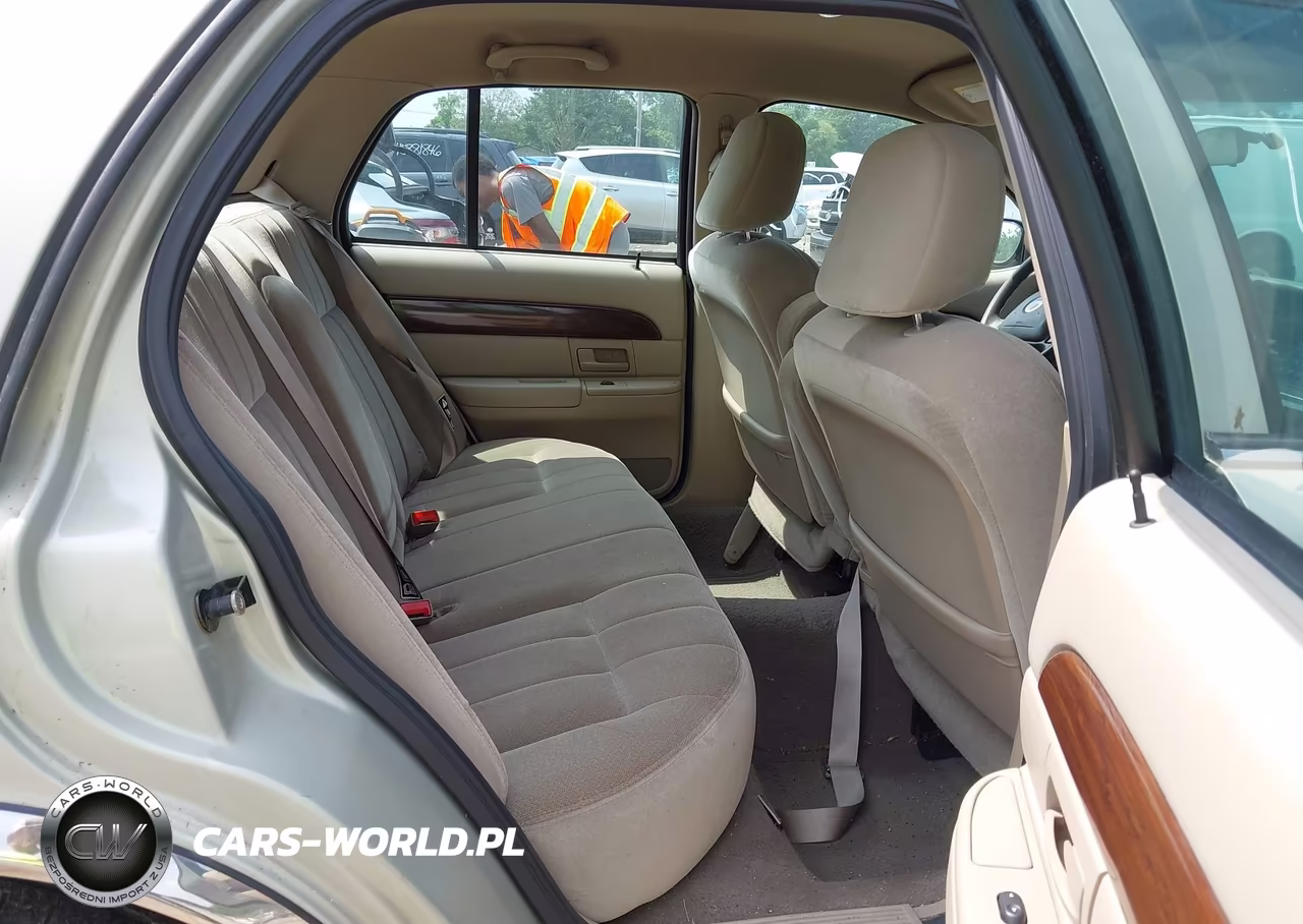 2003 Mercury Grand Marquis Gs VIN:2MEFM74WX3X687286 - 8