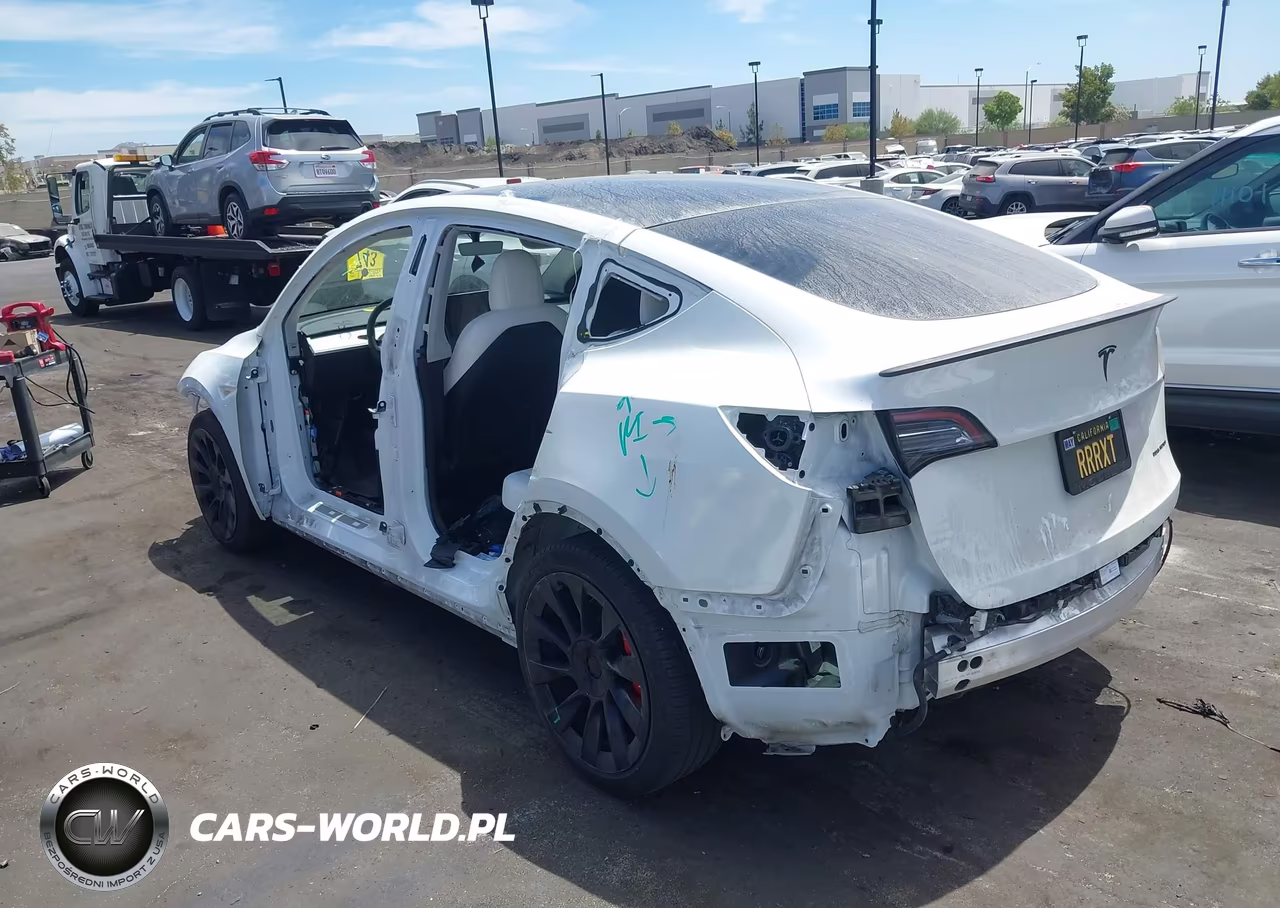 2022 Tesla Model Y Long Range Dual Motor All-Wheel Drive VIN:7SAYGDEE9NF445763 - 3