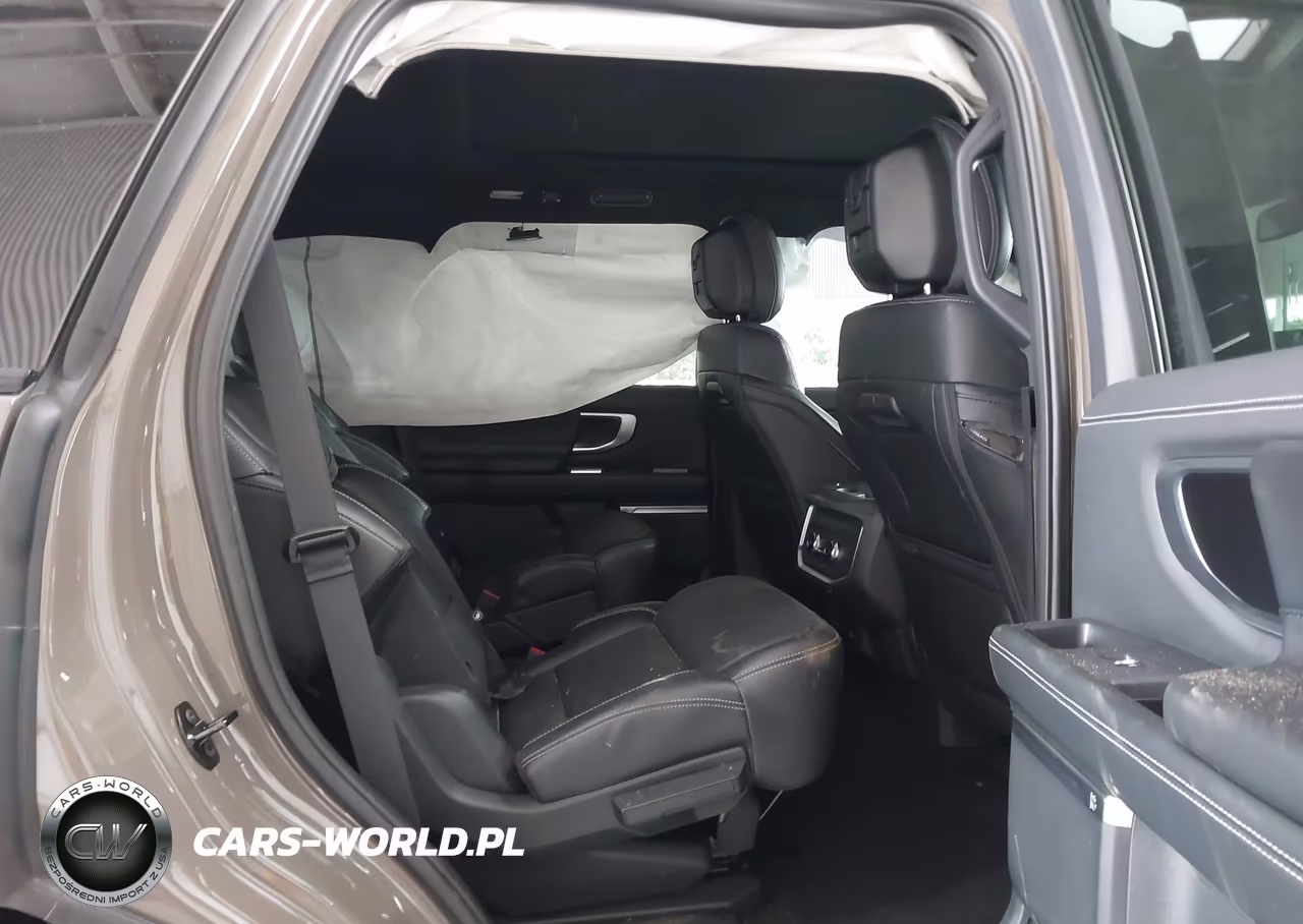 2026 Ford Expedition Platinum VIN:1FMJU1M88TEA25942 - 8