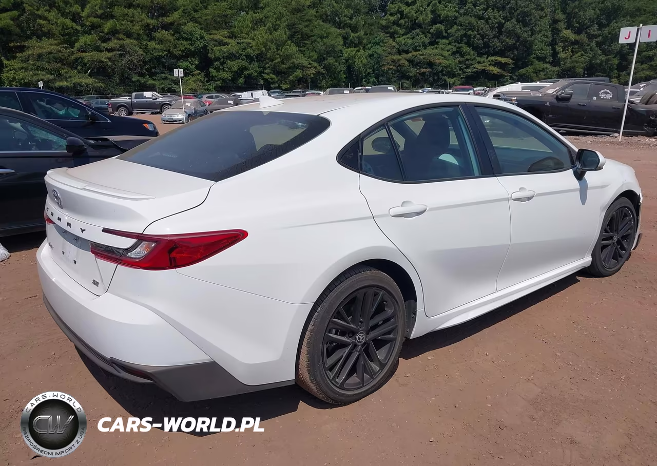 2026 Toyota Camry Se VIN:4T1DAACK2TU280496 - 4