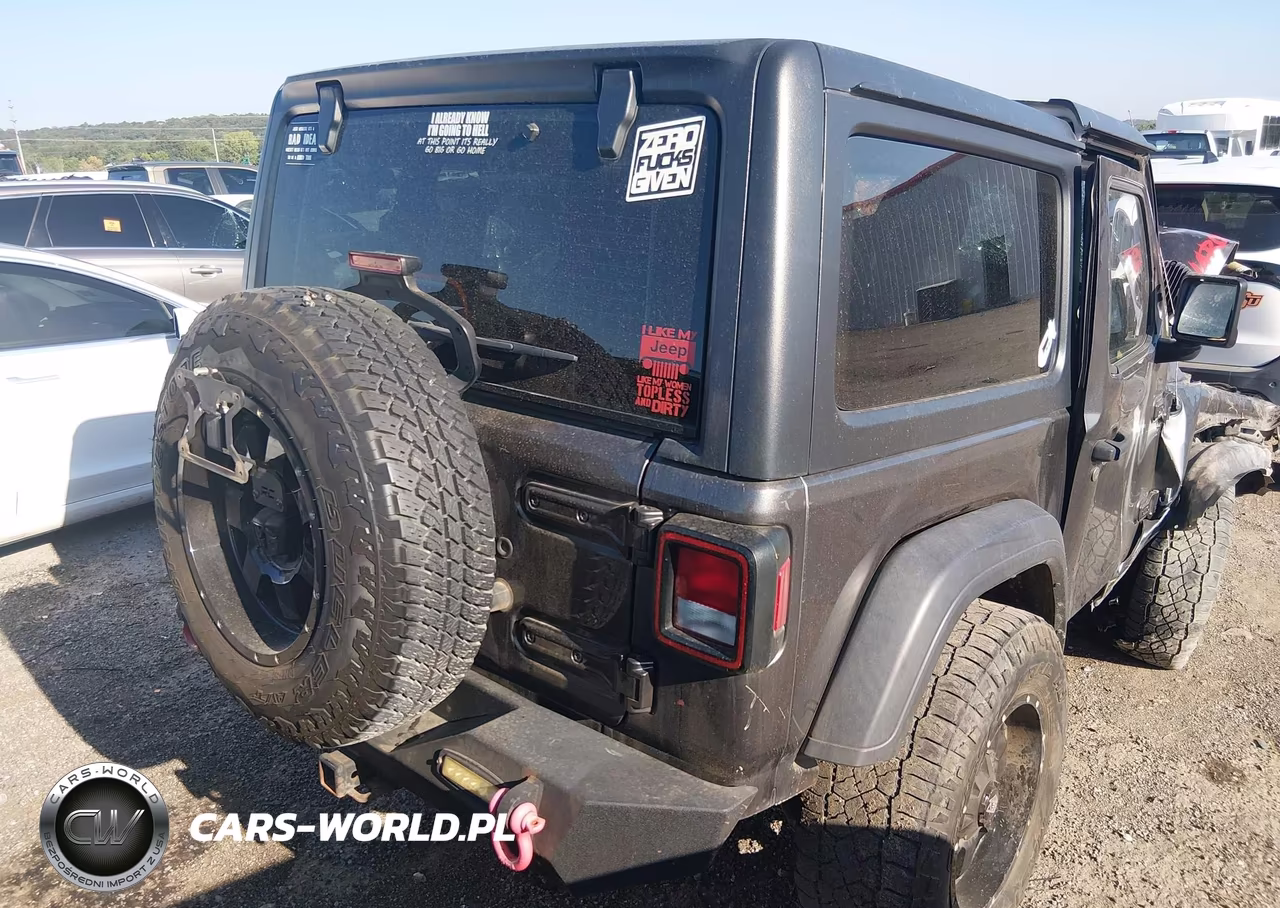 2018 Jeep Wrangler Sport 4X4 VIN:1C4GJXAG1JW233299 - 4