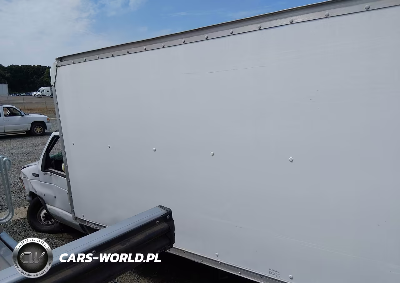 2000 Ford E-350 Cutaway Standard VIN:1FDWE35F7YHA73790 - 16