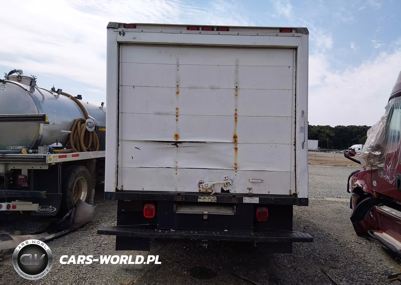 2000 Ford E-350 Cutaway Standard VIN:1FDWE35F7YHA73790 - 17