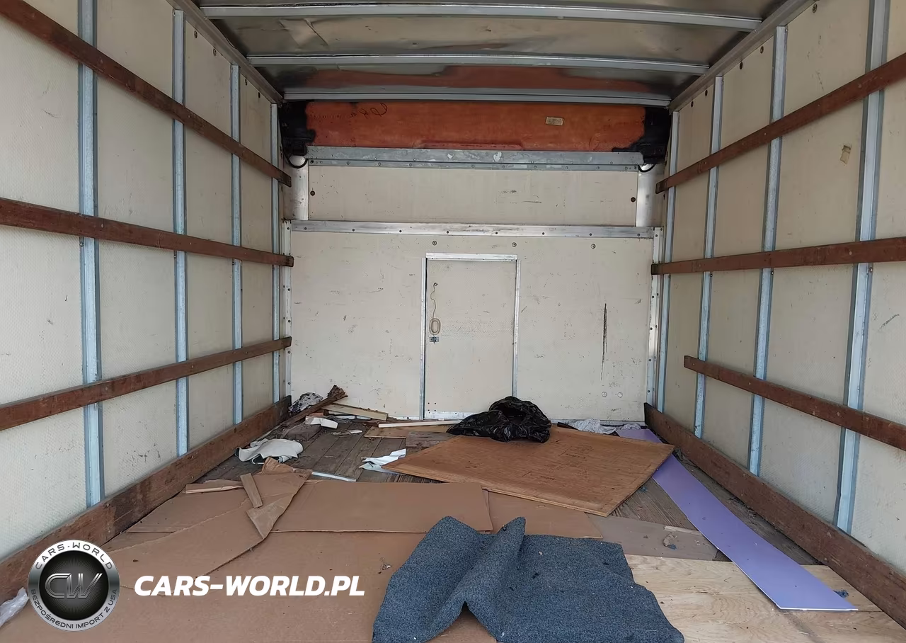 2000 Ford E-350 Cutaway Standard VIN:1FDWE35F7YHA73790 - 7