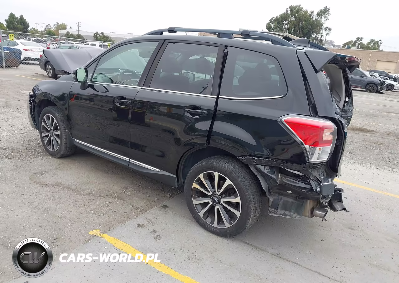2018 Subaru Forester 2.0Xt Touring VIN:JF2SJGWCXJH406503 - 3
