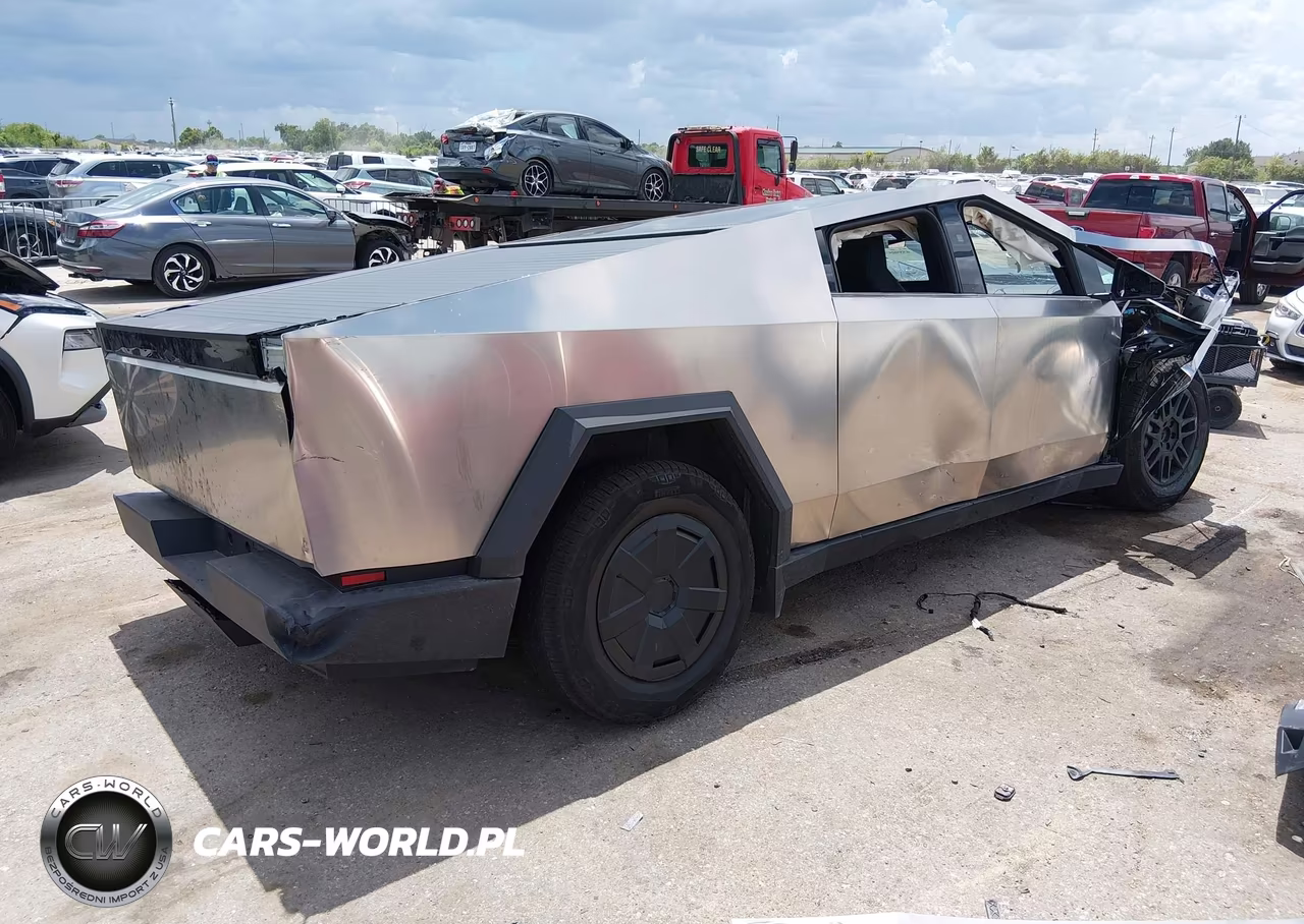 2026 Tesla Cybertruck Dual Motor All-Wheel Drive-Premium All-Wheel Drive VIN:7G2CEHEDXTA096065 - 4