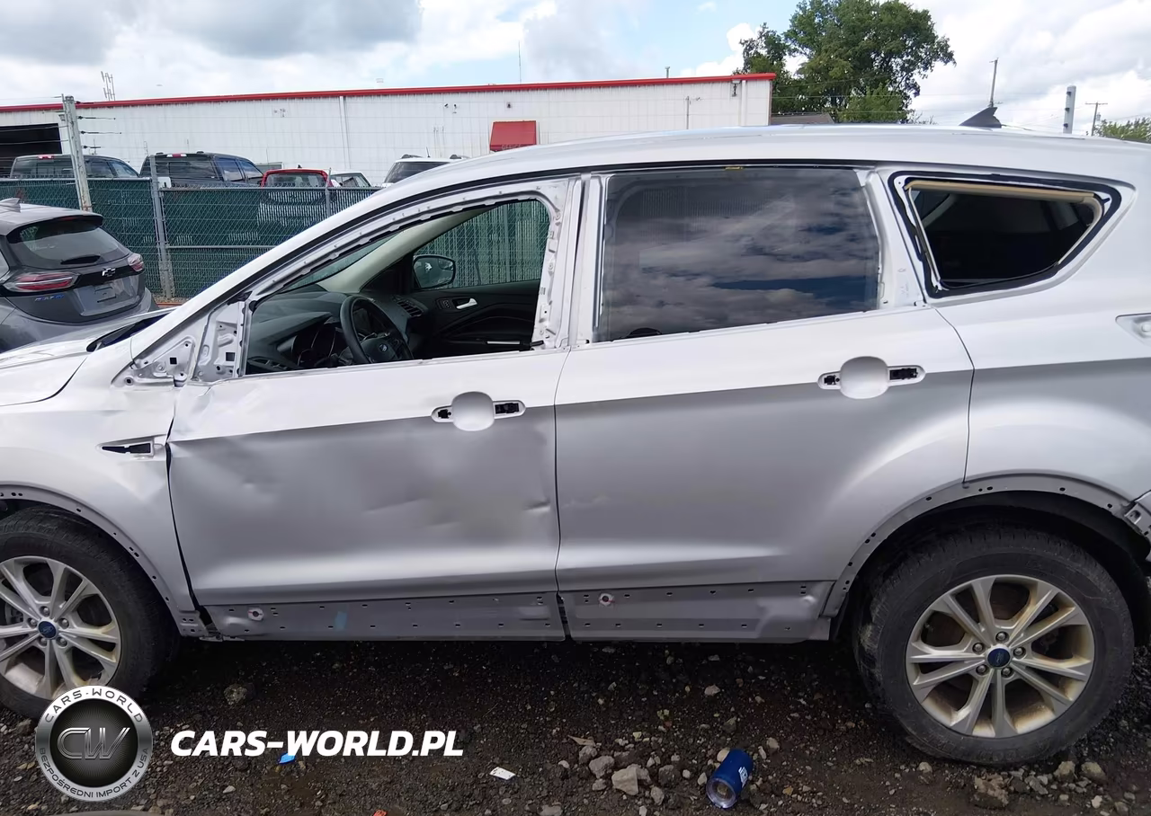 2019 Ford Escape Se VIN:1FMCU9GD8KUB42425 - 15